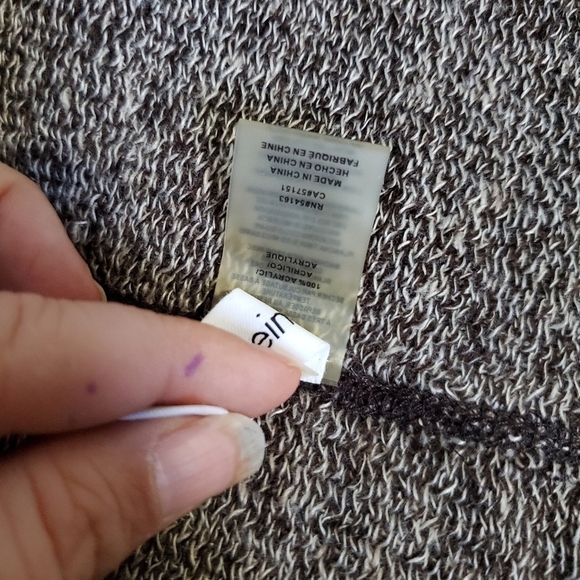 calvin Klein Infinity Knit Scarf - Picture 5 of 6